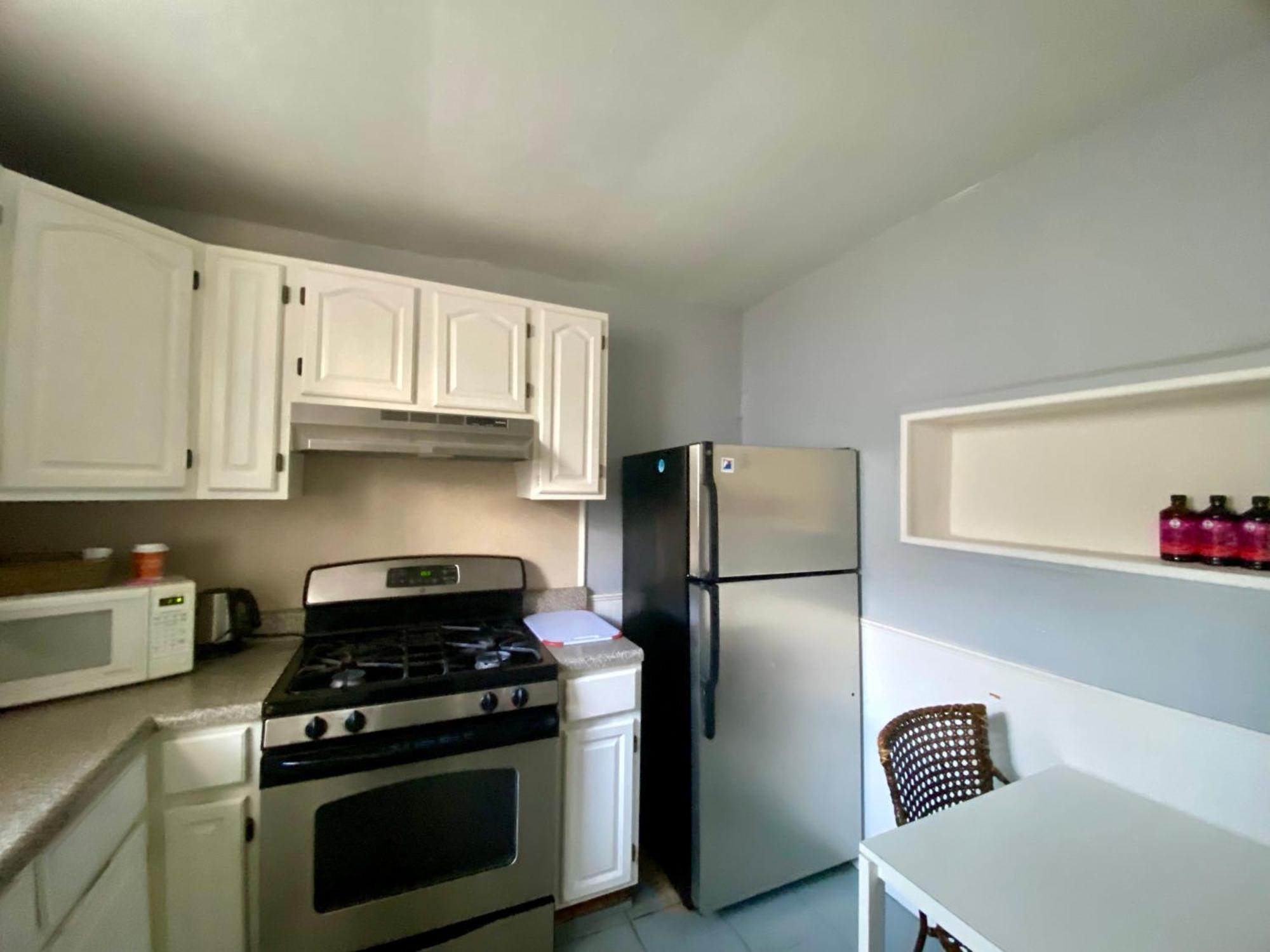 Clover 2900 - Apartment And Rooms With Private Bathroom Near Washington Ave South Philly Филадельфия Экстерьер фото