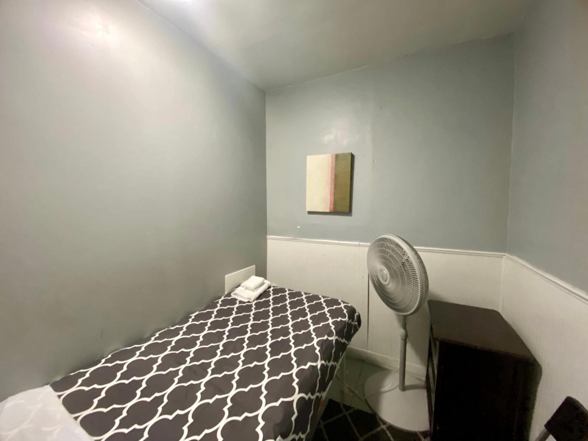Clover 2900 - Apartment And Rooms With Private Bathroom Near Washington Ave South Philly Филадельфия Экстерьер фото