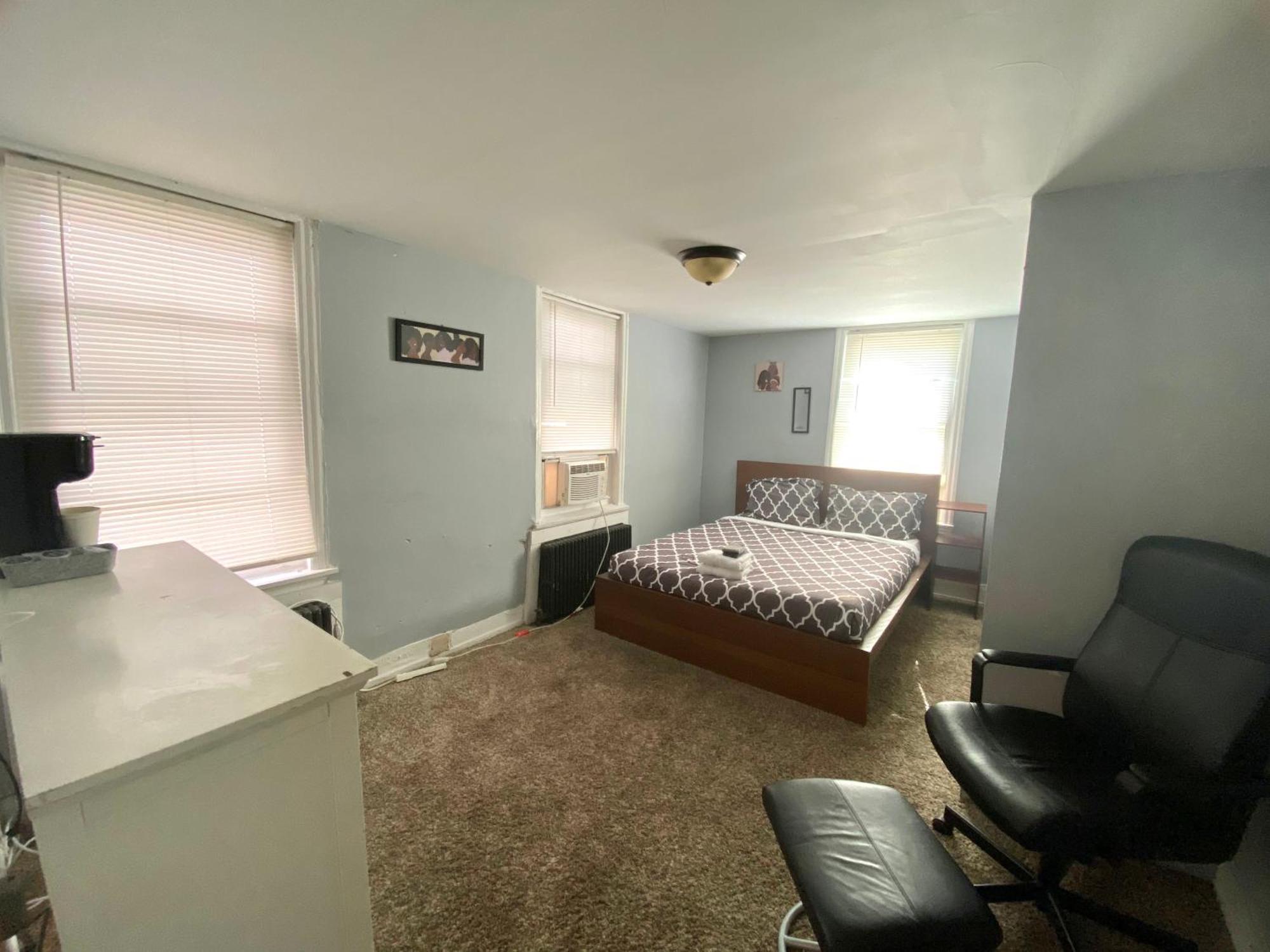 Clover 2900 - Apartment And Rooms With Private Bathroom Near Washington Ave South Philly Филадельфия Экстерьер фото